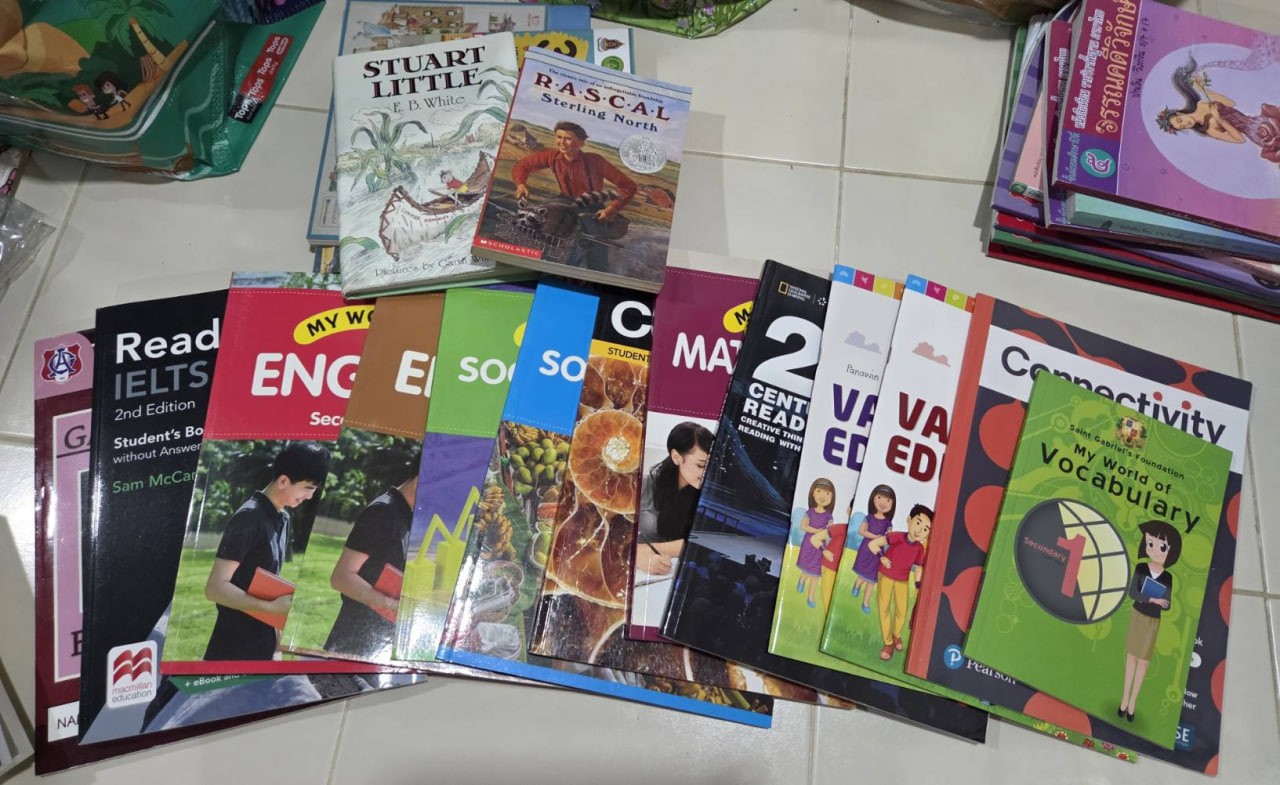 Bán bao sách cũ 26 cuốn